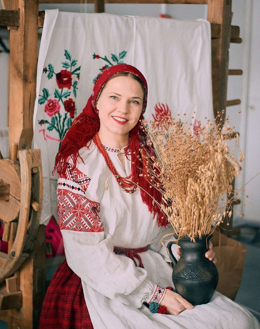 Women in Slavic costumes in Niigata