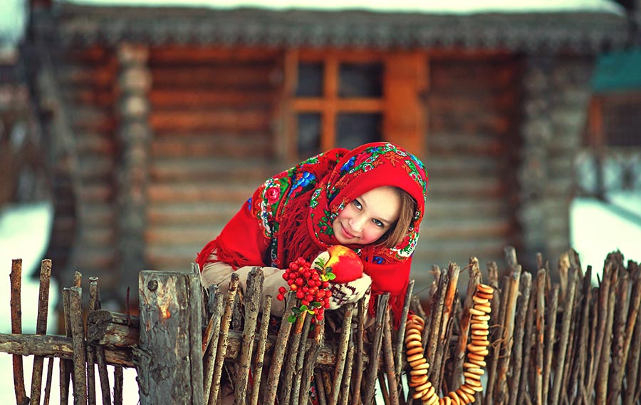 Sexy girl Women in Slavic costumes in Niigata