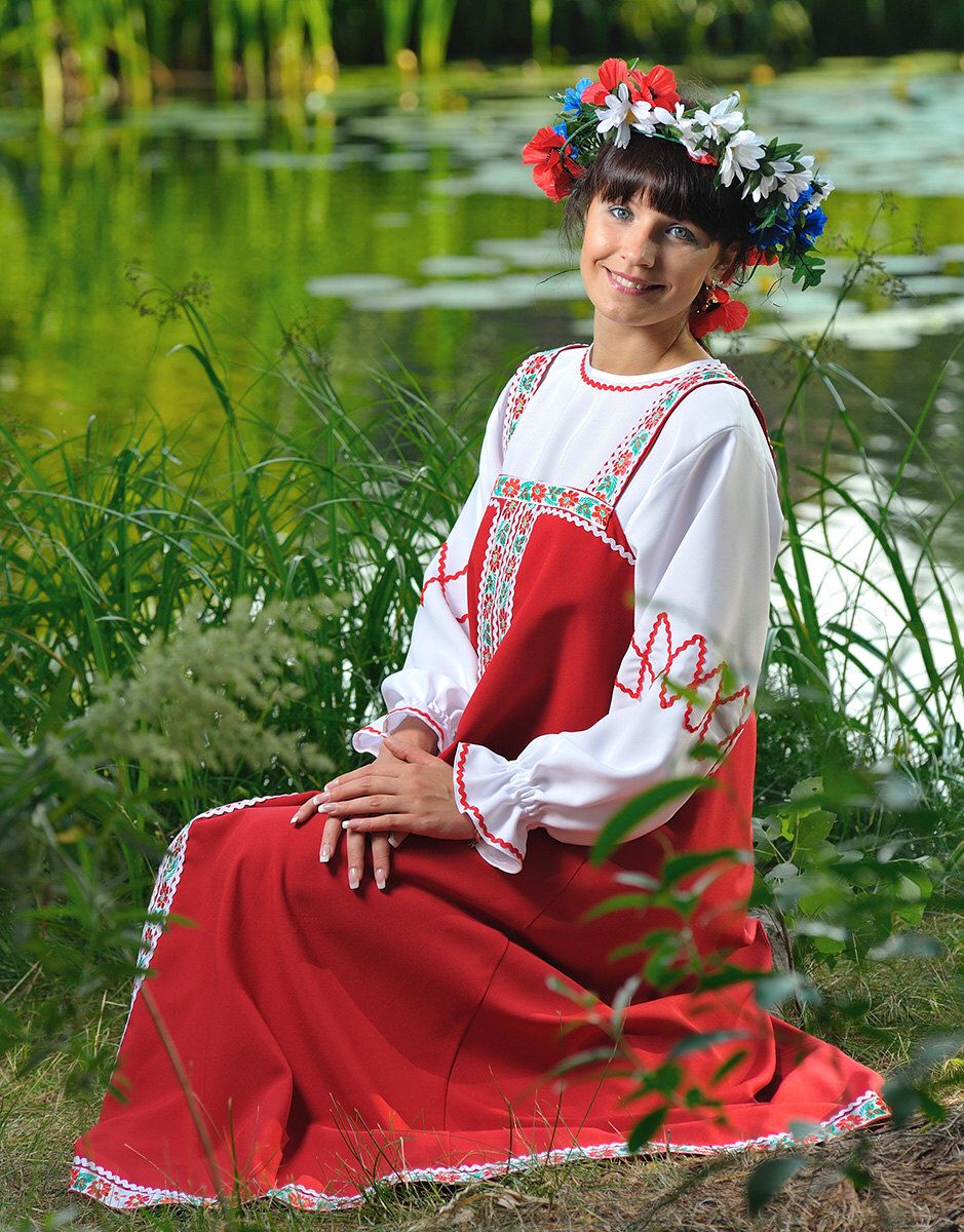 Beautiful girl Girls in Slavic costumes in Niigata