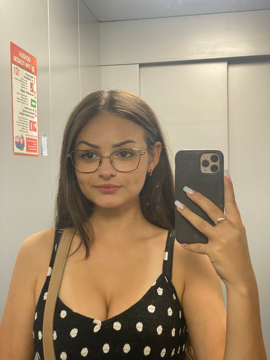 Sexy model Stacy in Niigata