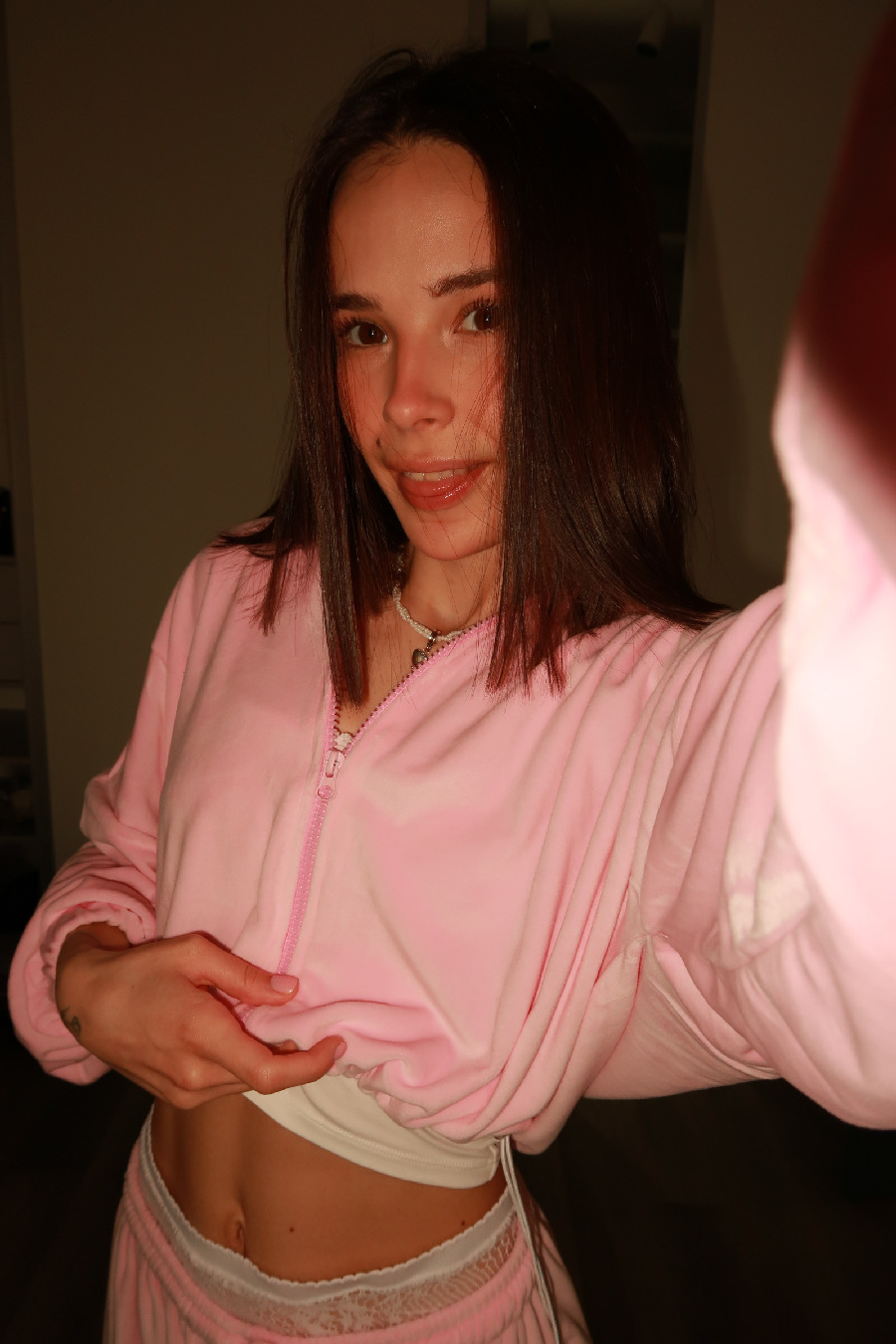 Tina brings the glow — live moments in Niigata